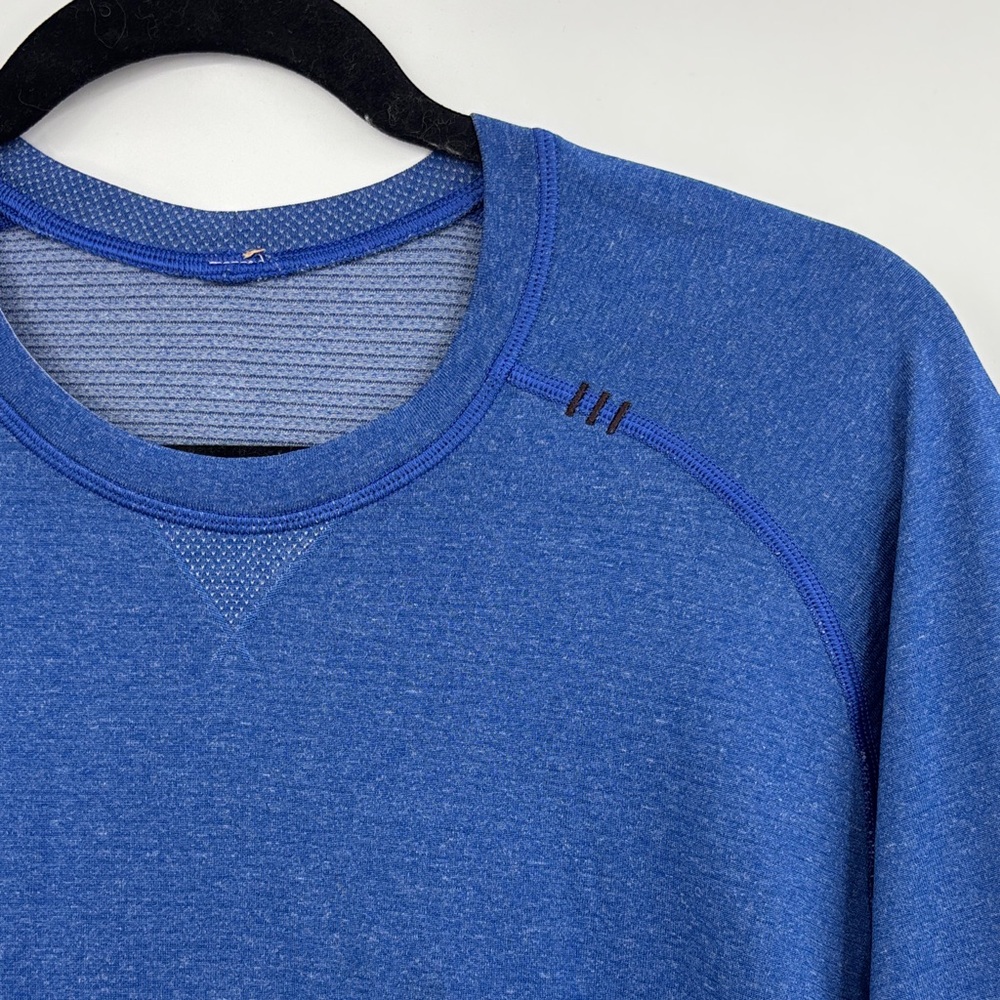 Lululemon Metal Vent Tech Men's Blue Top